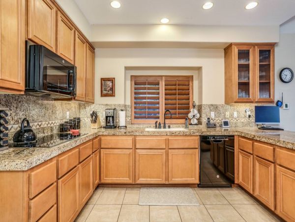 Palm Desert Home 983933