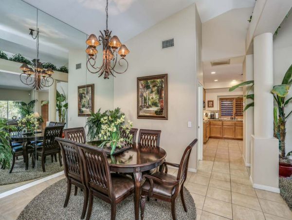 Palm Desert Home 983933