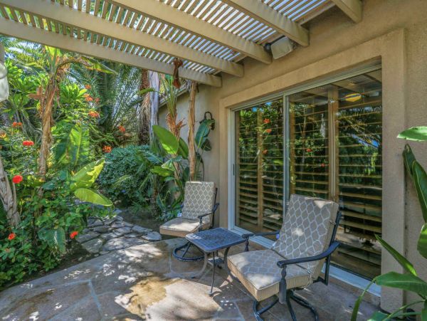 Palm Desert Home 983933