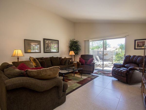 Palm Desert Home 983934