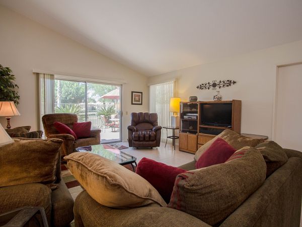 Palm Desert Home 983934
