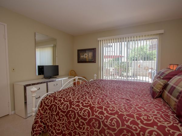 Palm Desert Home 983934