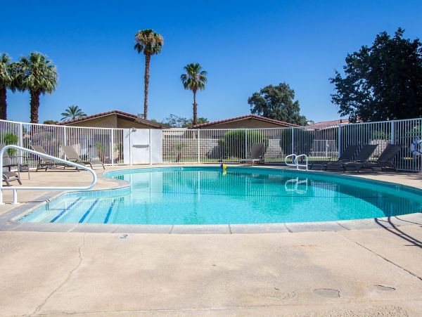 Palm Desert Home 983934