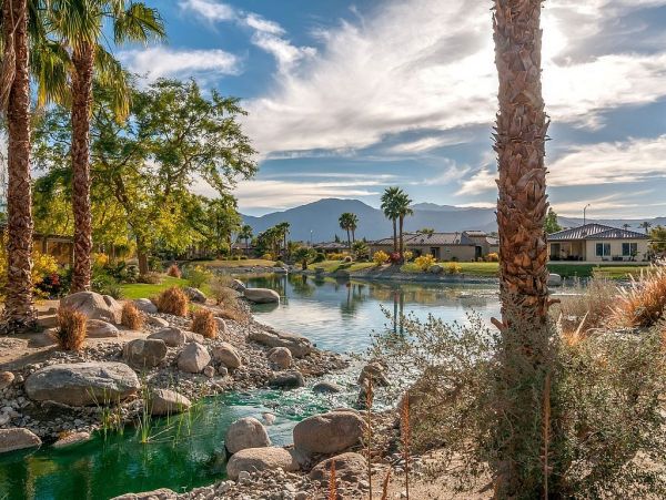 Palm Desert Home 983934