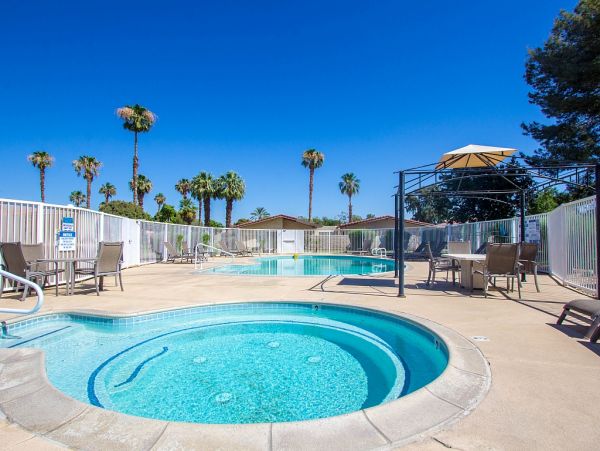 Palm Desert Home 983934