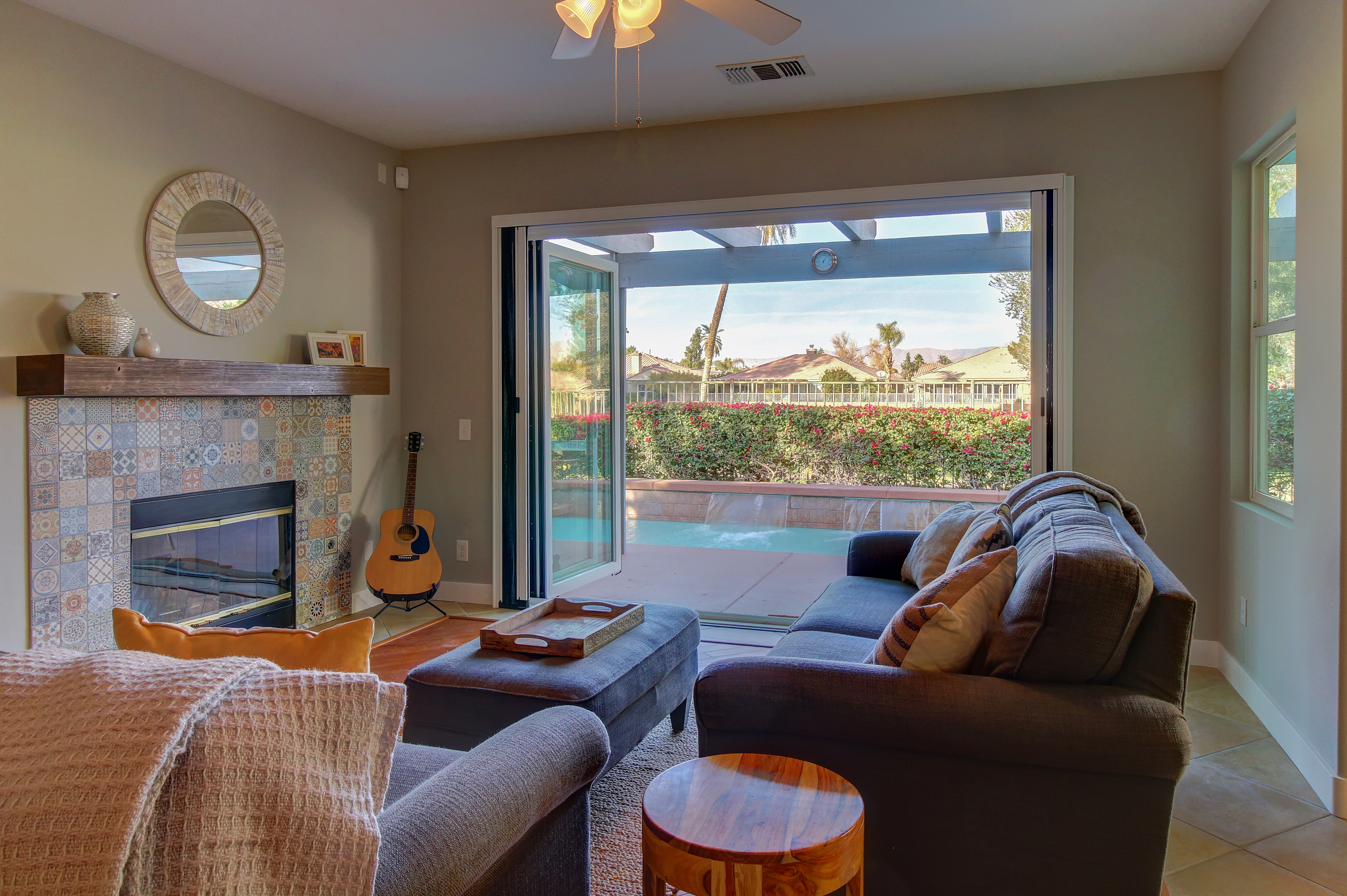 Palm Desert Home 983935