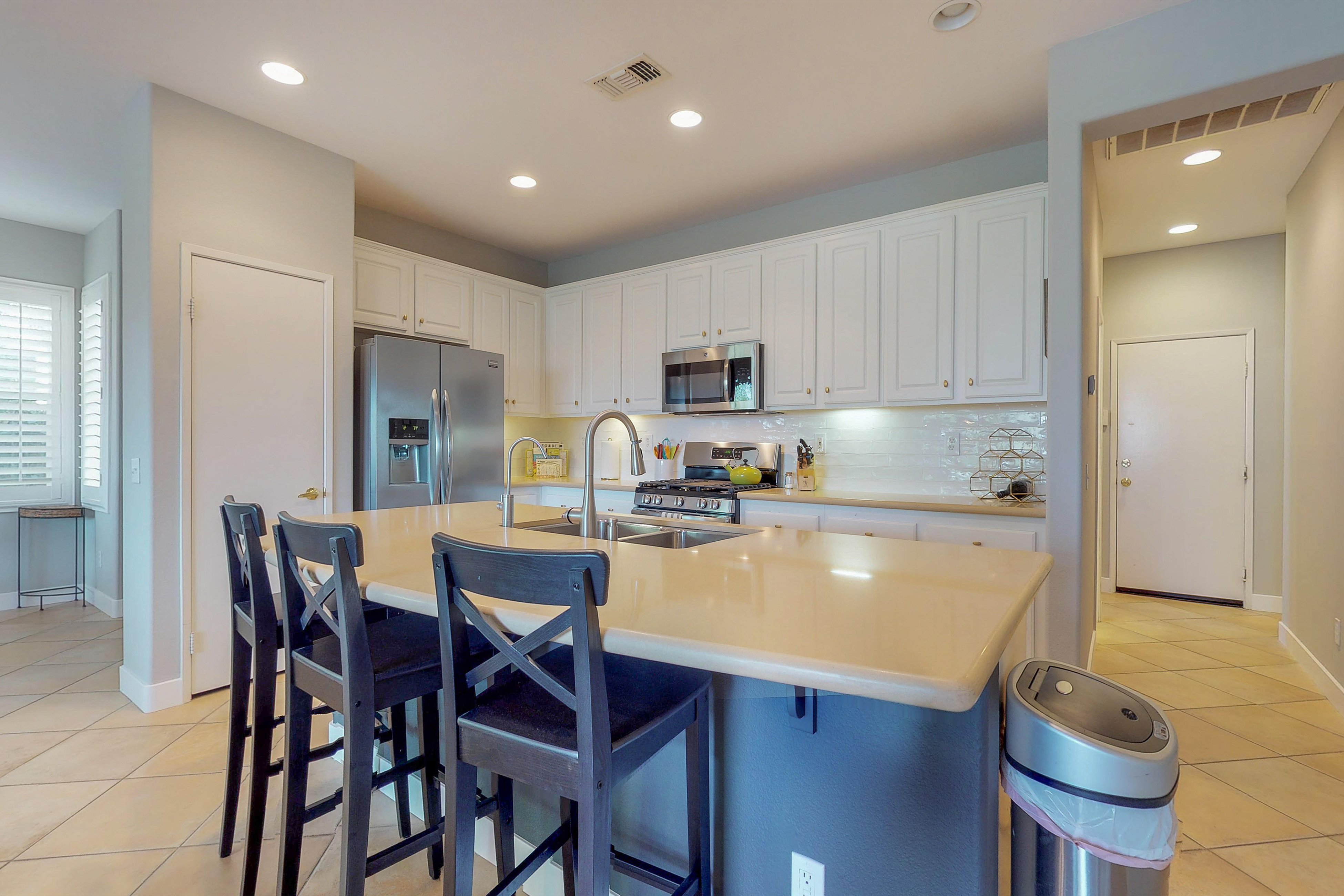 Palm Desert Home 983935