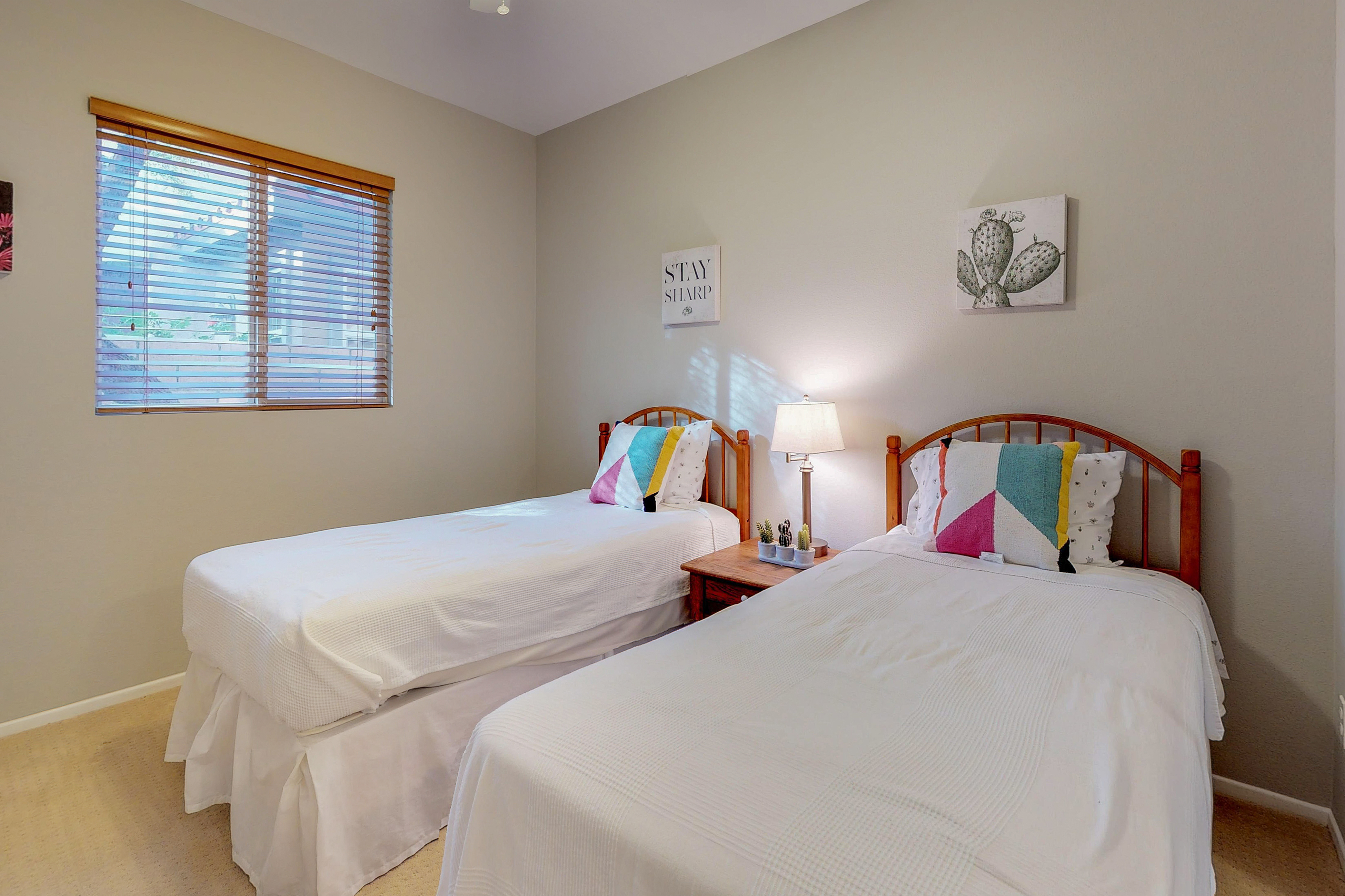 Palm Desert Home 983935