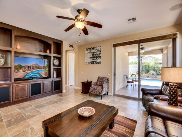 Palm Desert Home 983936
