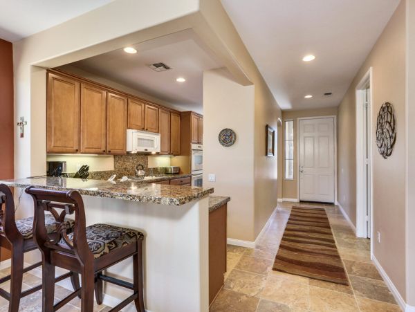 Palm Desert Home 983936