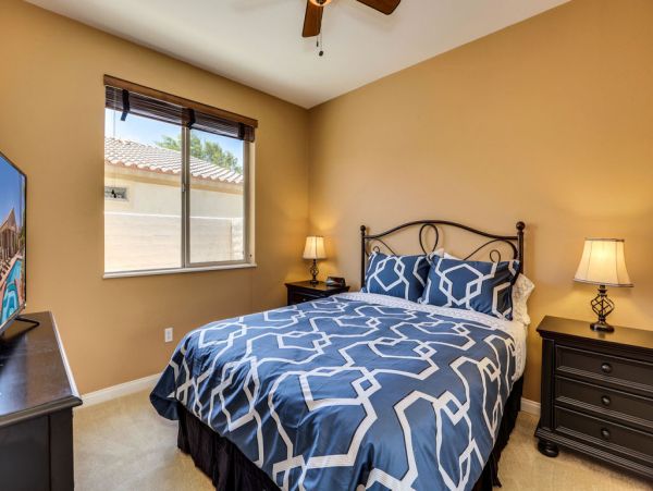 Palm Desert Home 983936