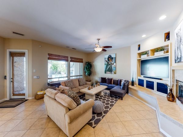 Palm Desert Home 983937