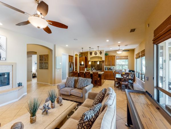 Palm Desert Home 983937