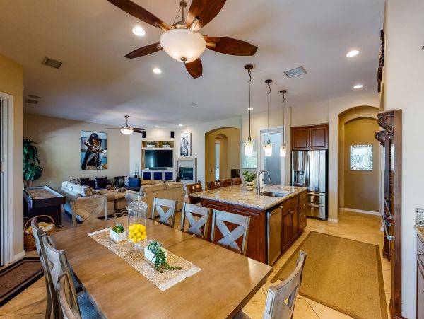 Palm Desert Home 983937