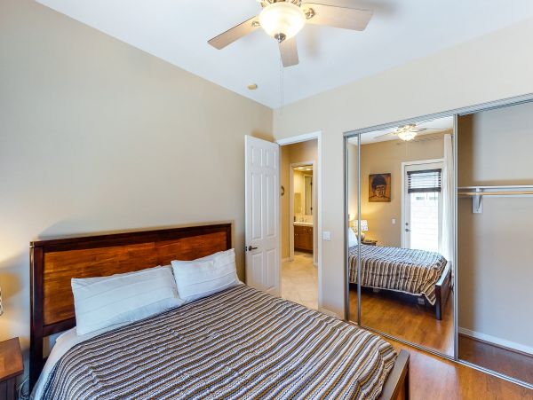 Palm Desert Home 983937