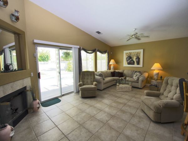 Palm Desert Home 983938