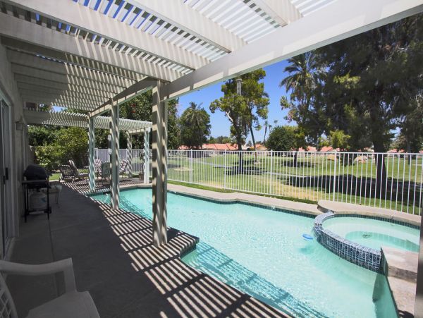 Palm Desert Home 983938