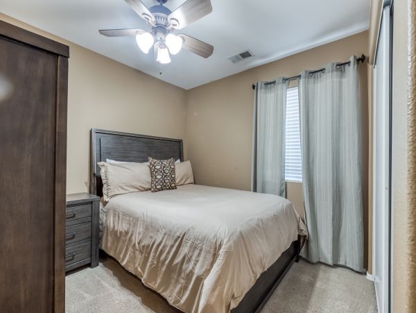 Palm Desert Home 983939