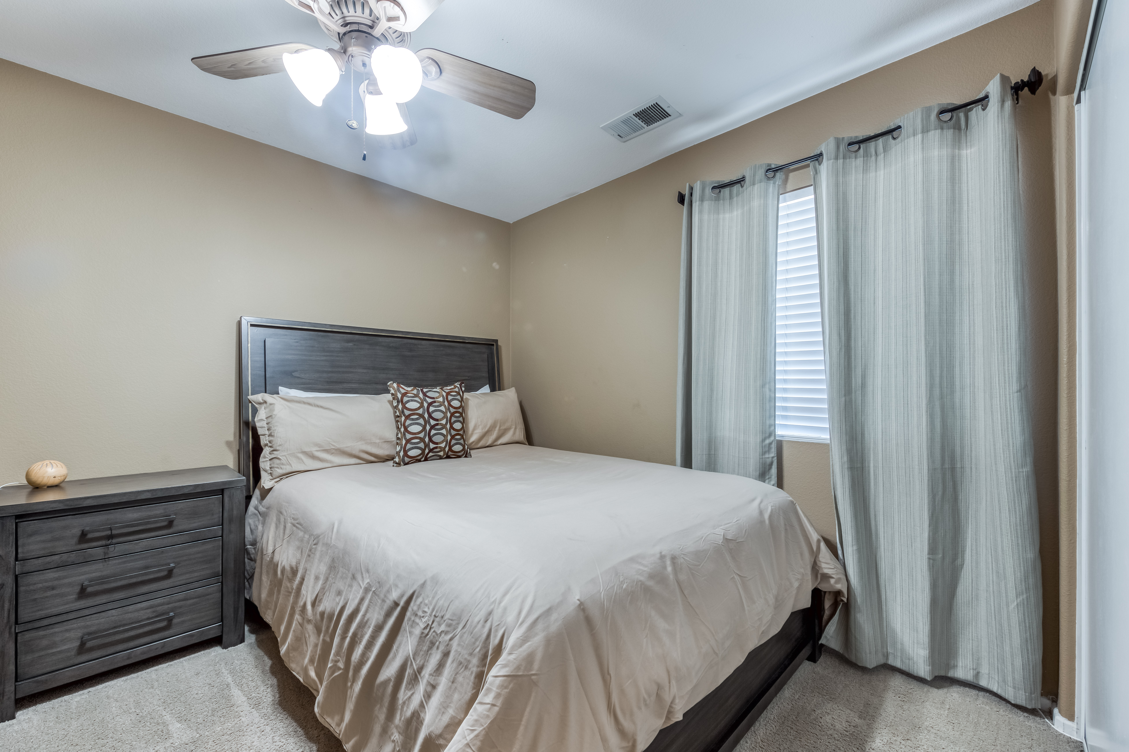 Palm Desert Home 983939