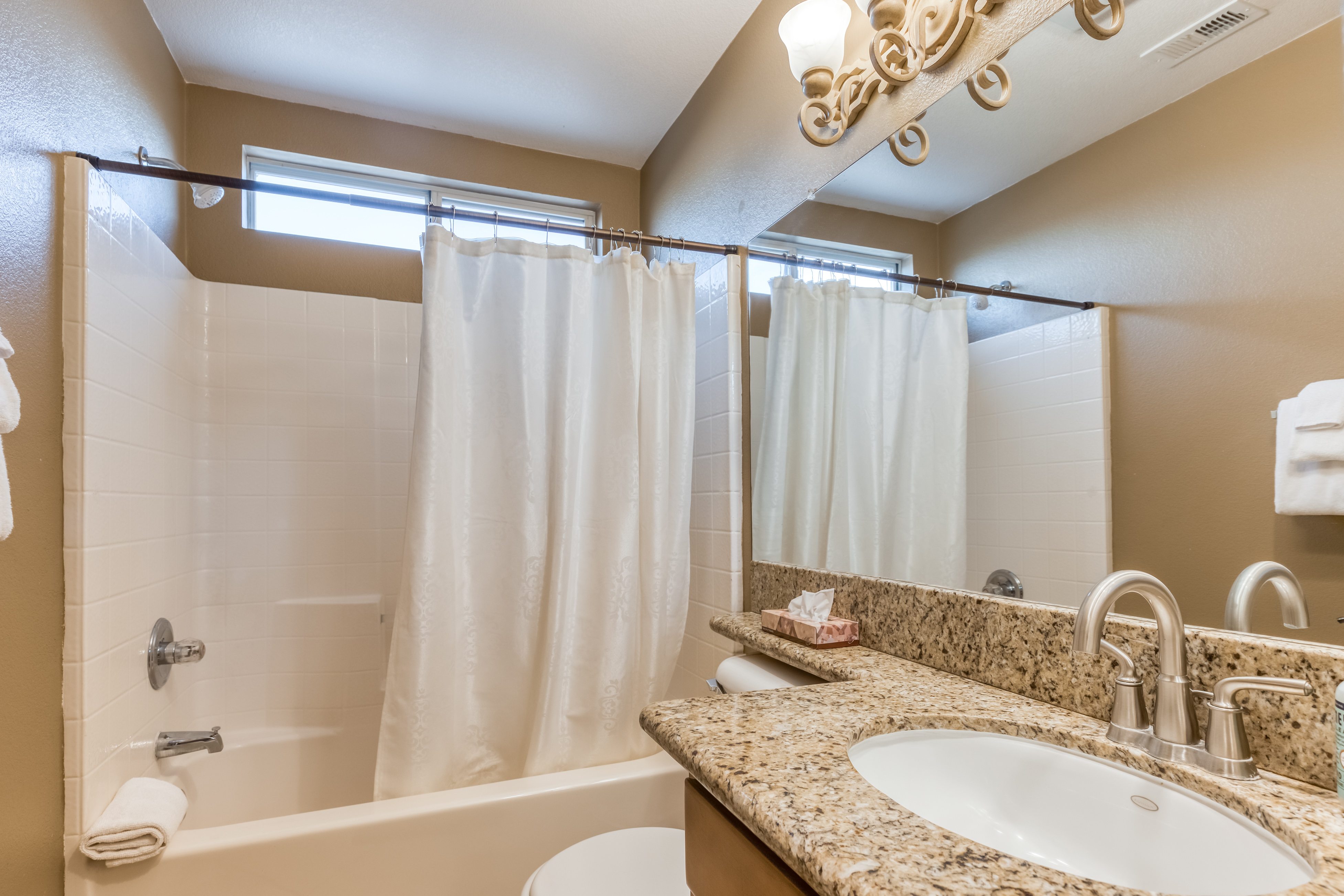 Palm Desert Home 983939