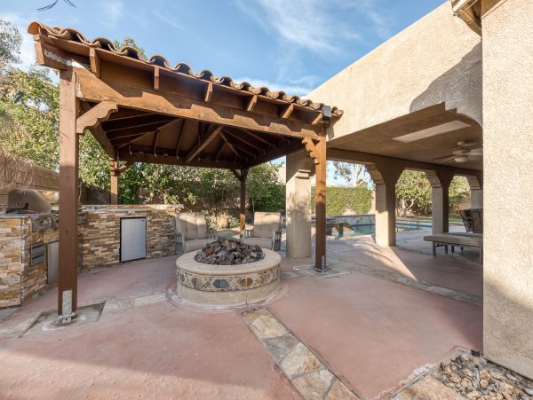 Palm Desert Home 983939