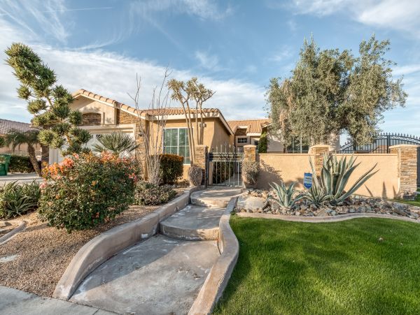 Palm Desert Home 983939
