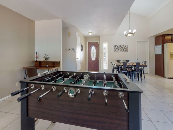 Palm Desert Home 983940