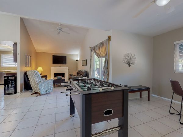 Palm Desert Home 983940