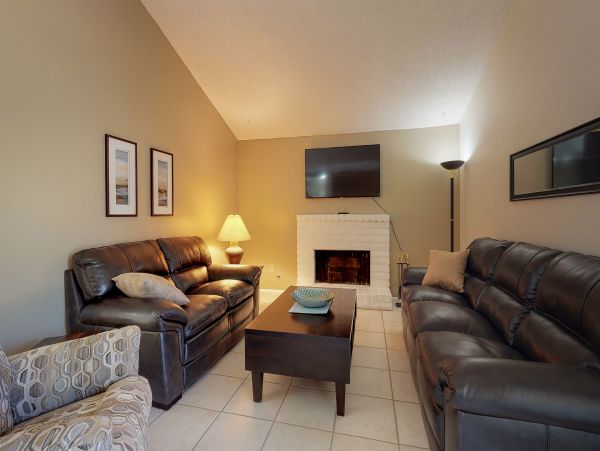 Palm Desert Home 983940