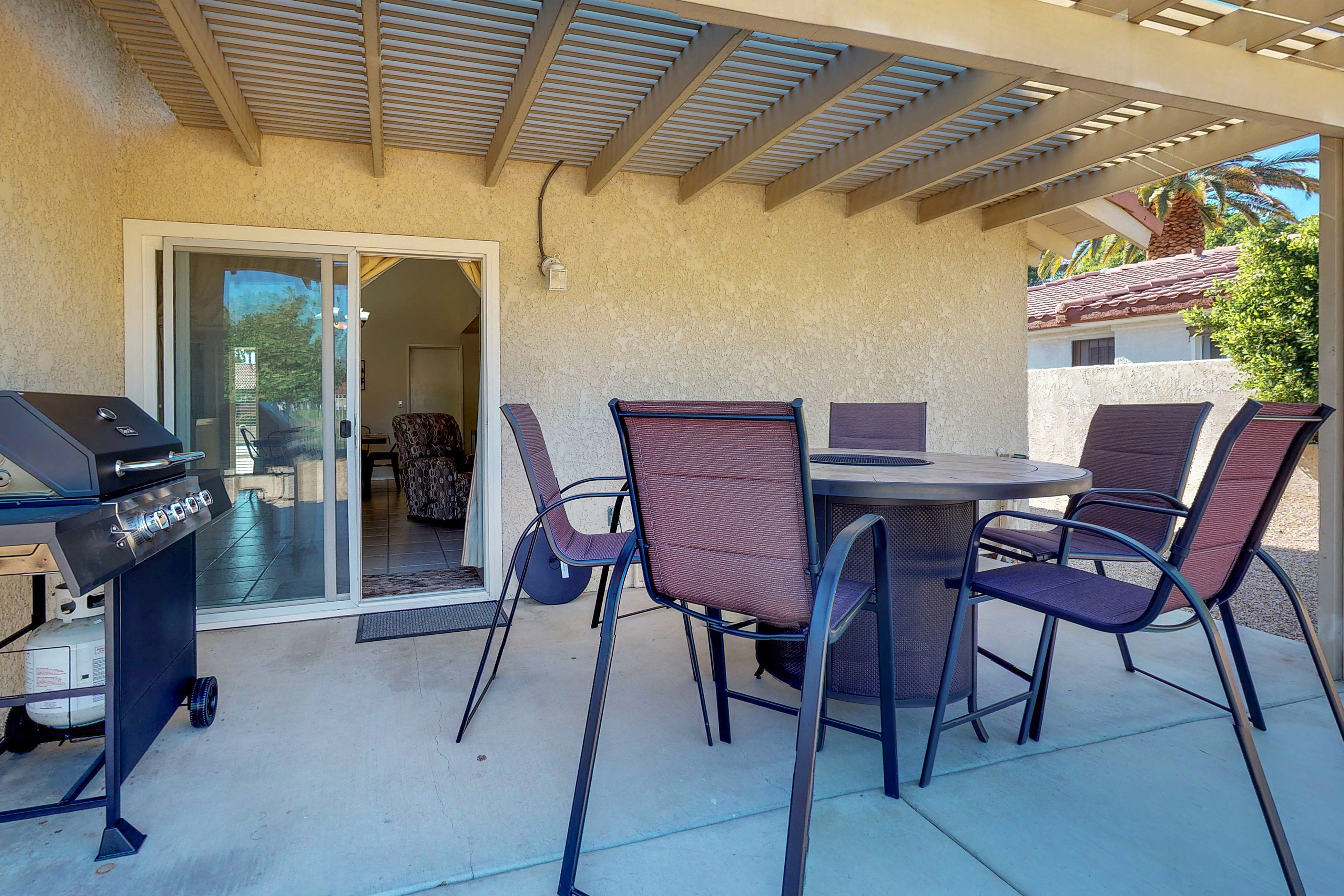 Palm Desert Home 983940