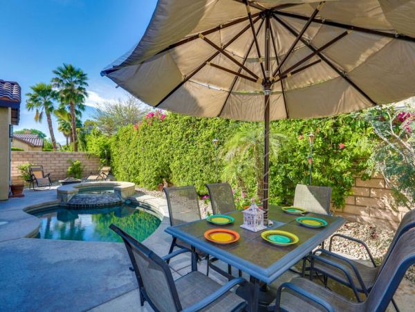 Palm Desert Home 983941