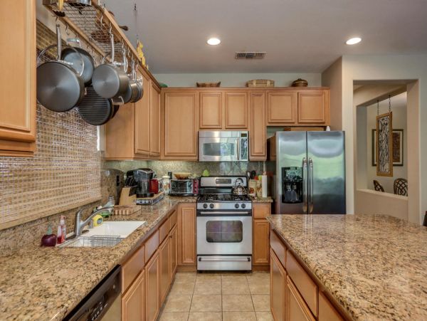 Palm Desert Home 983941