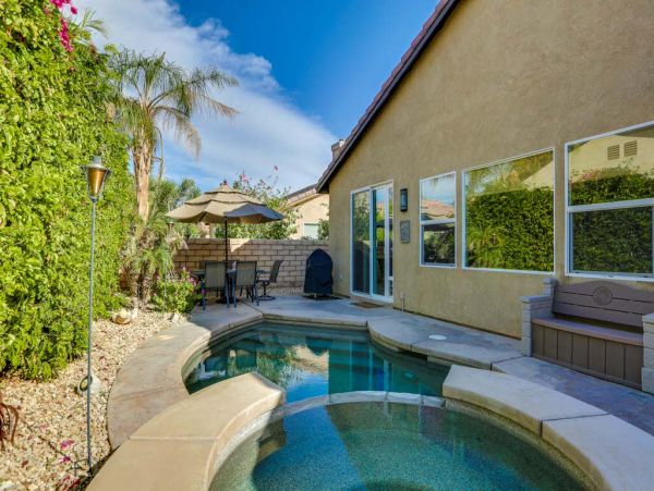 Palm Desert Home 983941