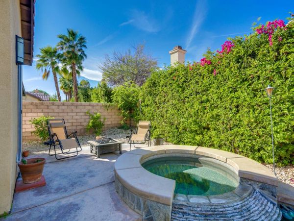 Palm Desert Home 983941