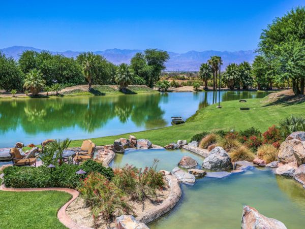 Palm Desert Home 983942