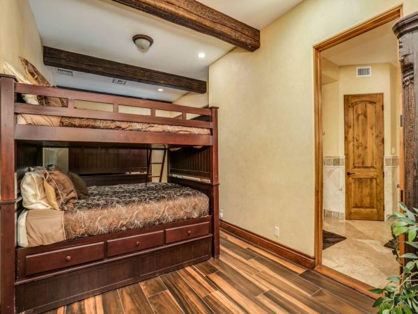 Palm Desert Home 983942