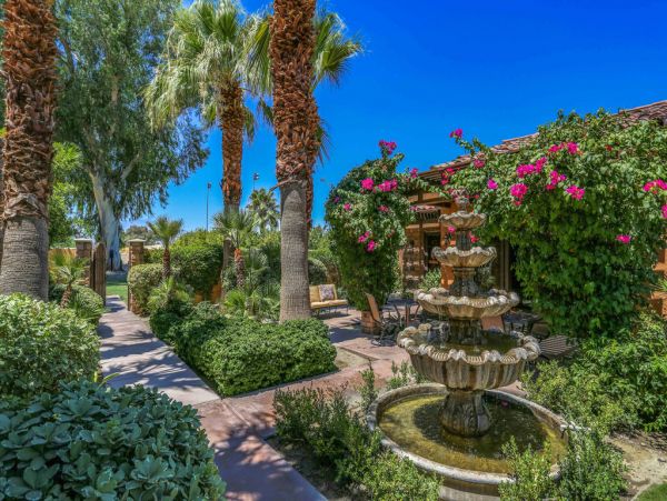 Palm Desert Home 983942