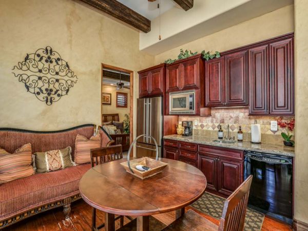 Palm Desert Home 983942