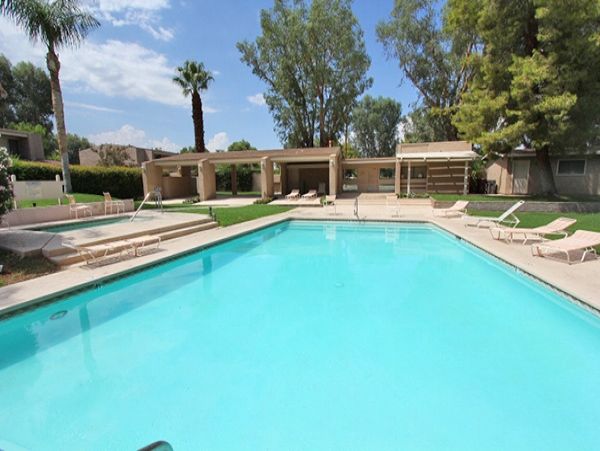 Palm Desert Home 983943