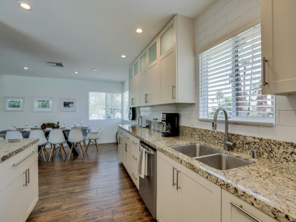 Palm Desert Home 983945