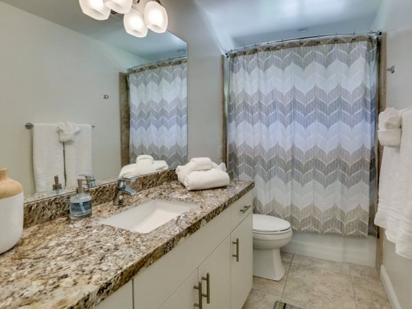 Palm Desert Home 983945