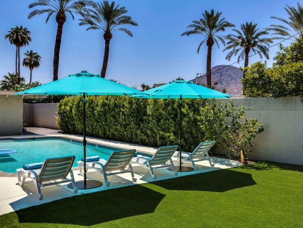 Palm Desert Home 983945