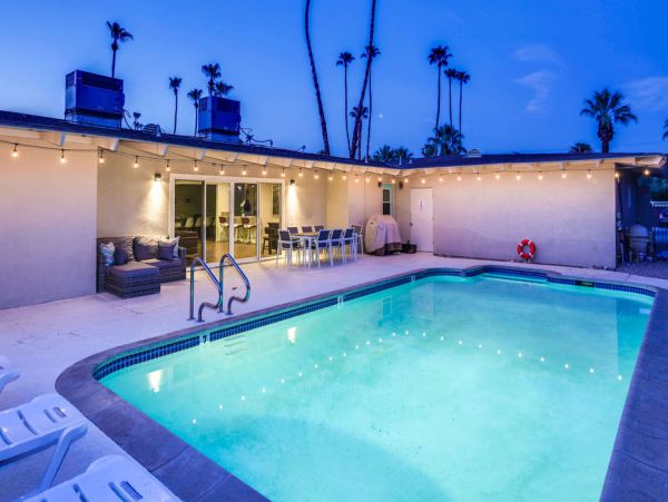 Palm Desert Home 983945