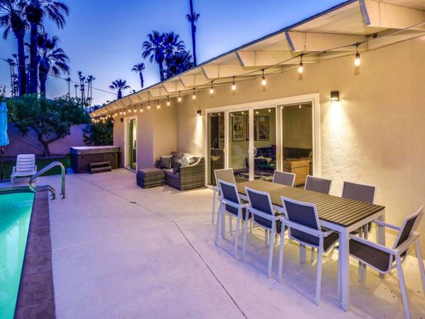 Palm Desert Home 983945