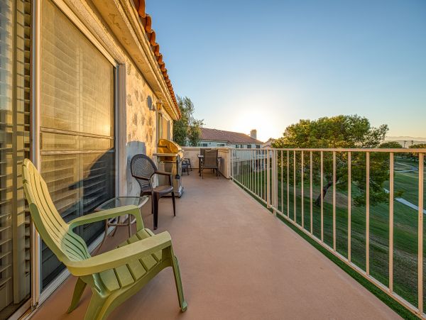 Palm Desert Home 983946