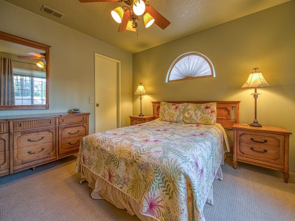 Palm Desert Home 983946