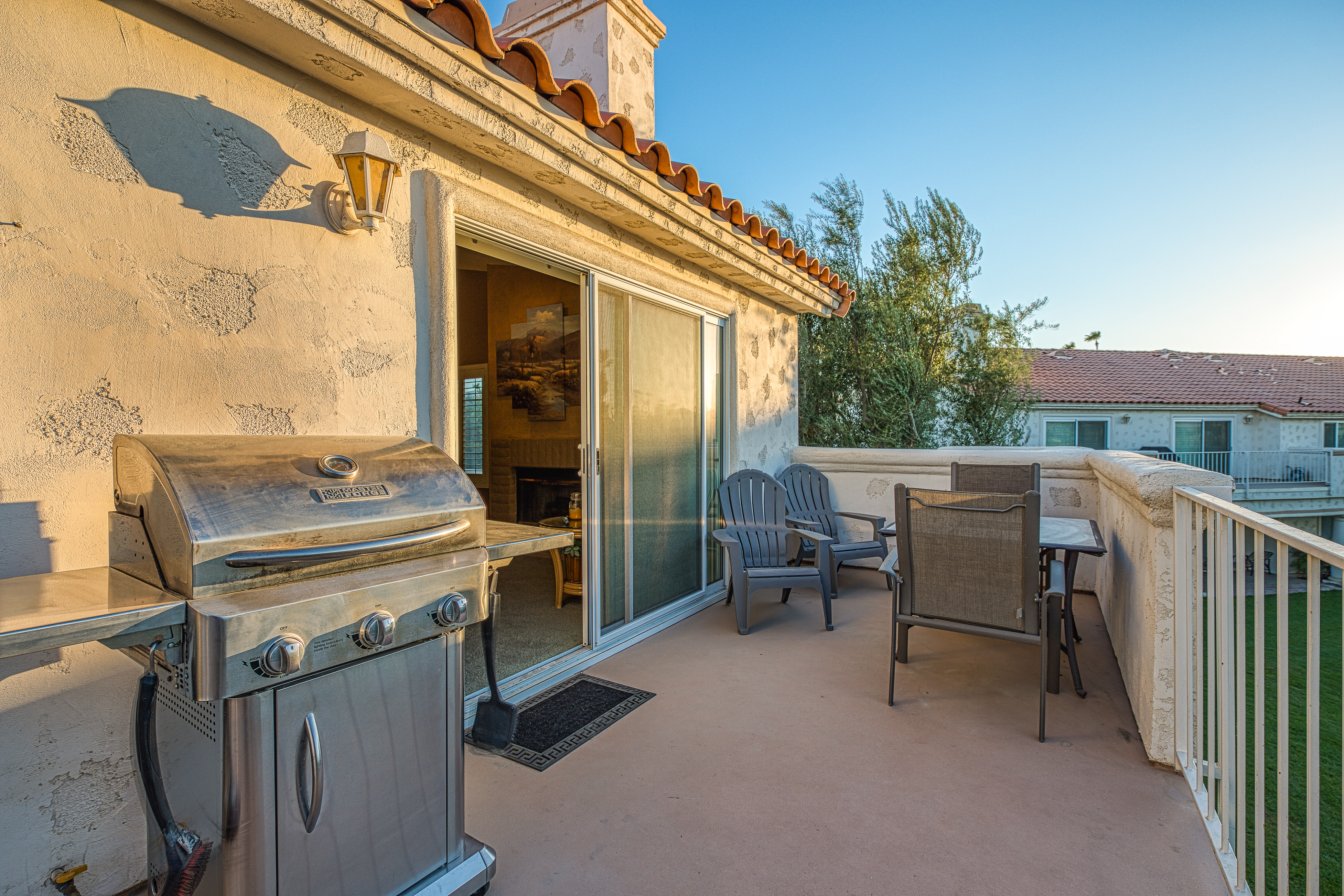 Palm Desert Home 983946