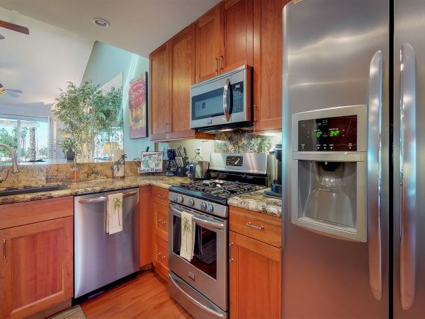 Palm Desert Home 983947