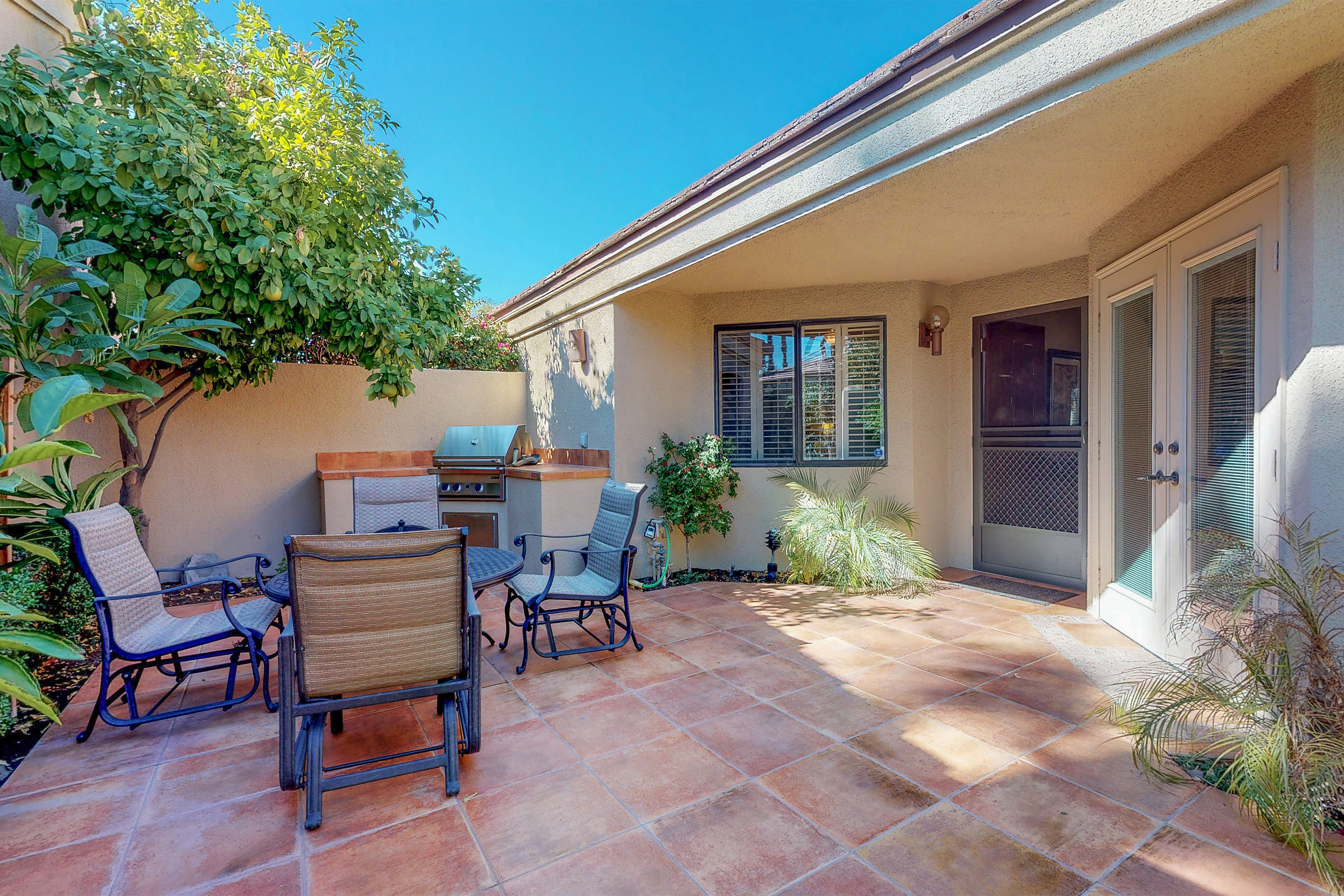 Palm Desert Home 983947