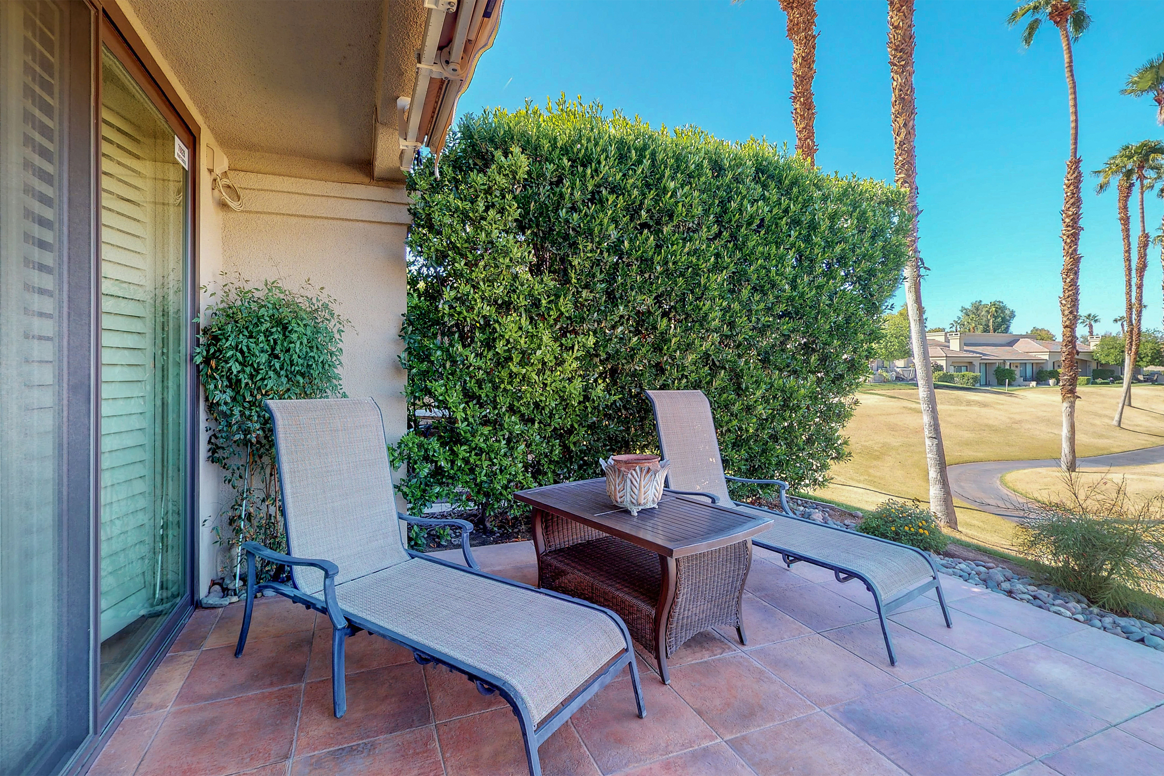 Palm Desert Home 983947